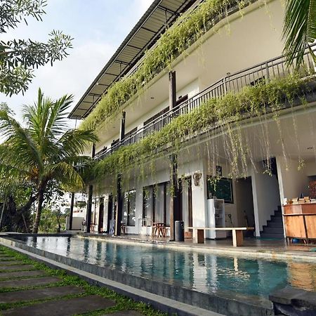 Grandpa Guest House Canggu Exteriér fotografie