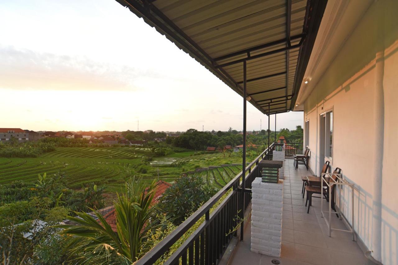 Grandpa Guest House Canggu Exteriér fotografie