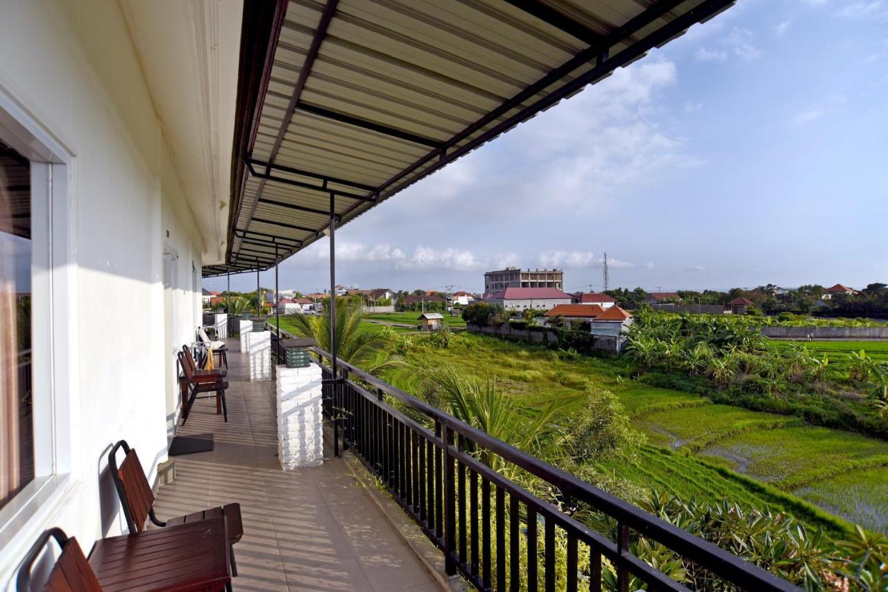 Grandpa Guest House Canggu Exteriér fotografie