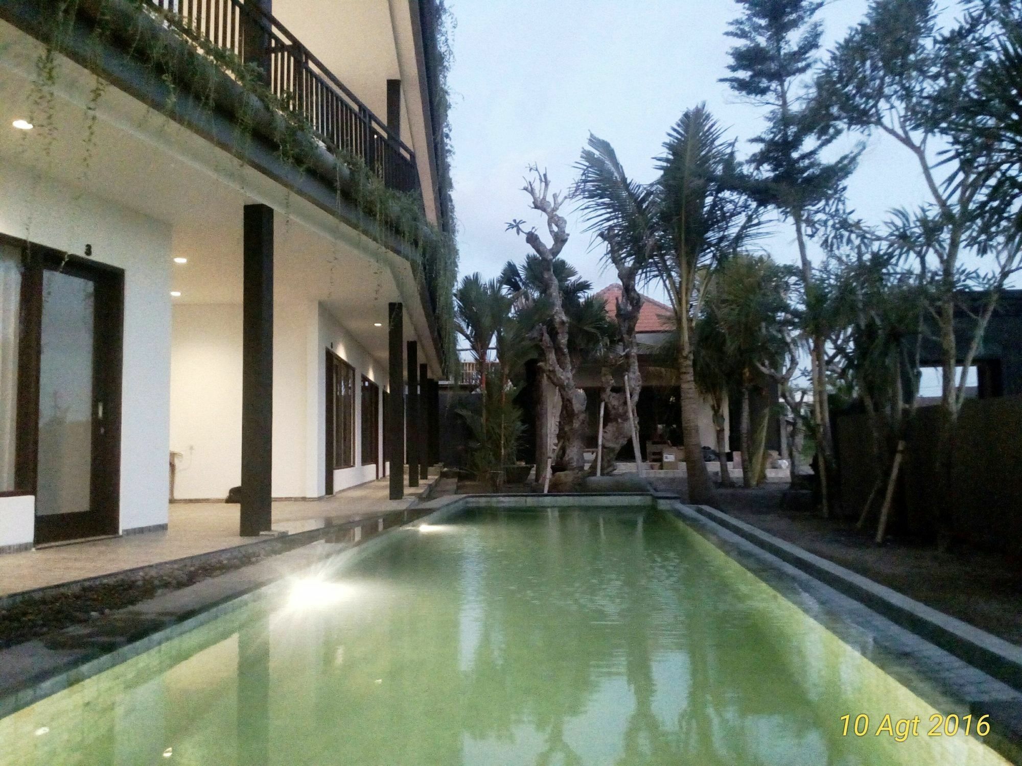 Grandpa Guest House Canggu Exteriér fotografie